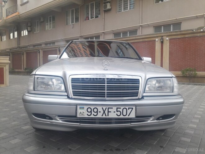 Mercedes C 220 1999, 395,000 km - 2.2 l - Bakı