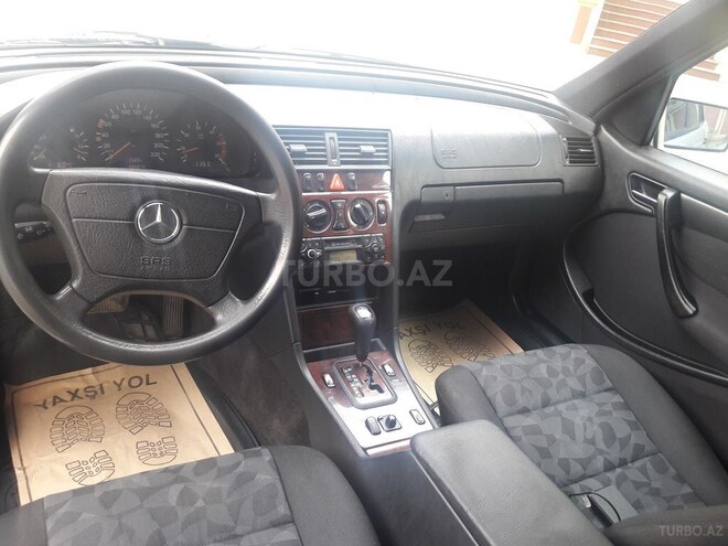 Mercedes C 220 1999, 395,000 km - 2.2 l - Bakı