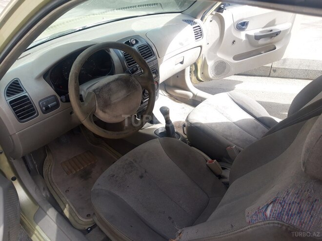 Hyundai Accent 2001, 156,000 km - 1.3 л - Bakı