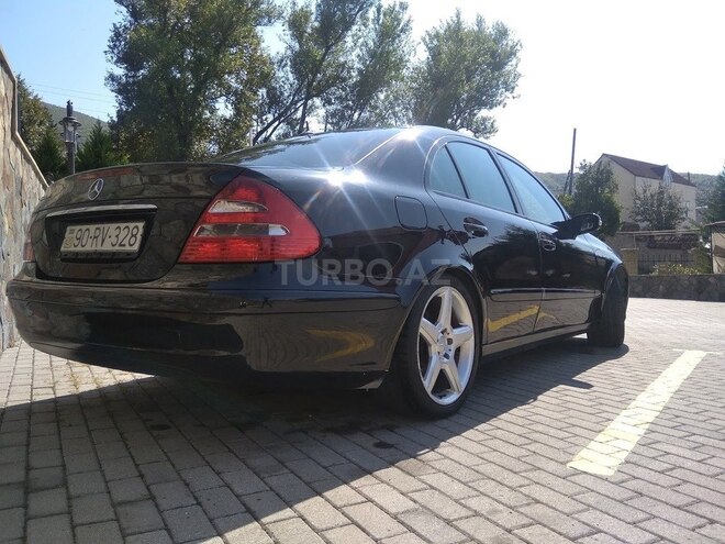 Mercedes E 220 2002, 294,200 km - 2.2 л - Şəki