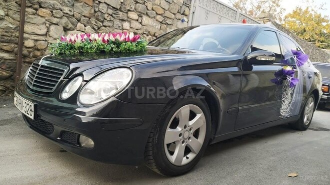 Mercedes E 220 2002, 294,200 km - 2.2 л - Şəki