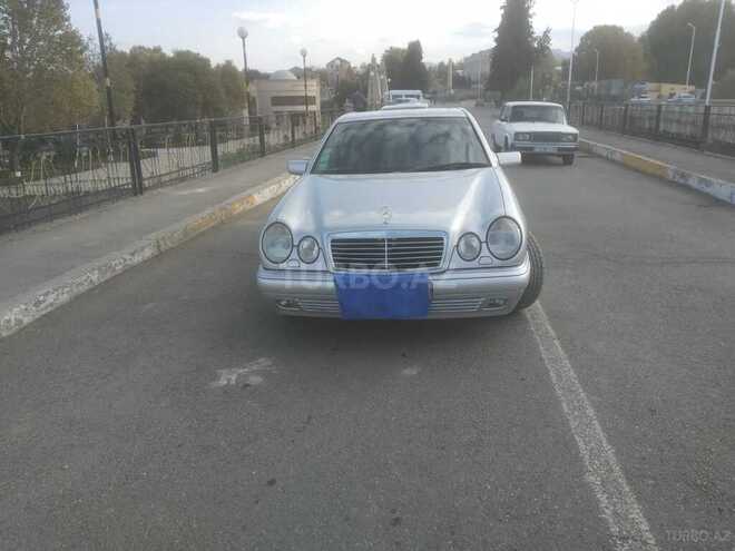 Mercedes E 230 1997, 190,000 km - 2.3 л - Bakı