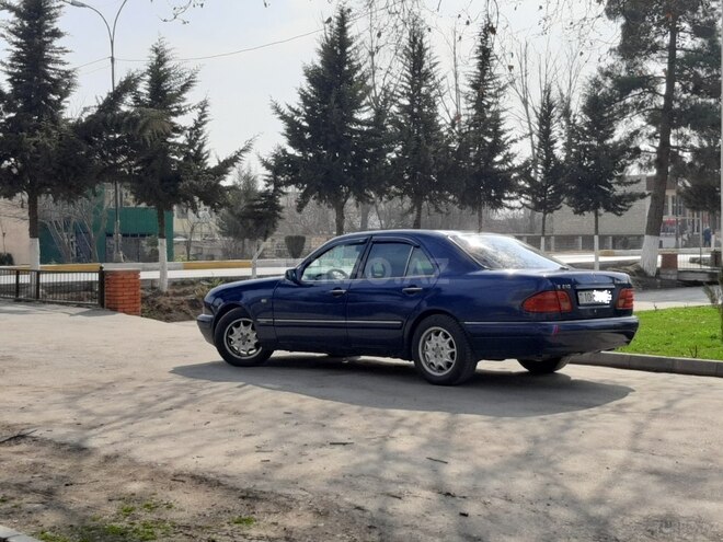 Mercedes E 230 1996, 445,344 km - 2.3 l - Bakı