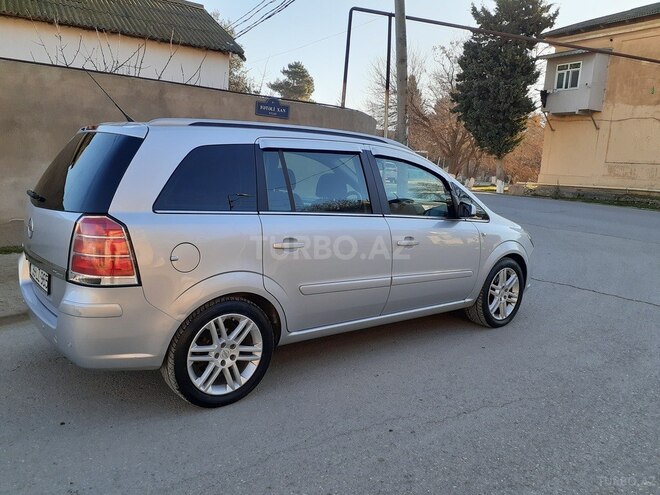 Opel Zafira 2005, 225,254 km - 2.2 l - Sumqayıt