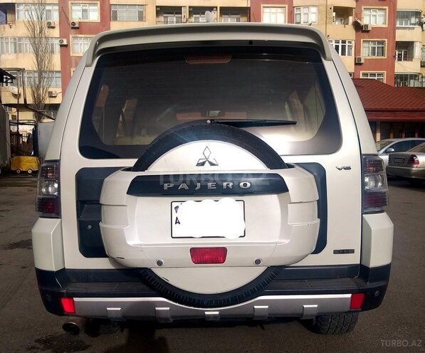 Mitsubishi Pajero 2007, 123,000 km - 3.0 л - Bakı