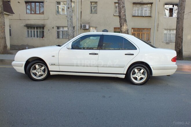 Mercedes E 280 1996, 166,400 km - 2.8 l - Mingəçevir