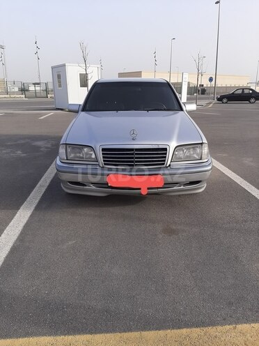 Mercedes C 220 1999, 383,000 km - 2.2 l - Bakı