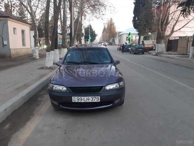Opel Vectra 1996, 700,000 km - 1.8 l - Qazax