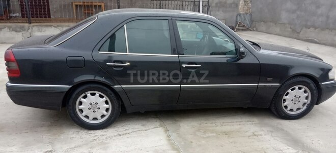 Mercedes C 220 1994, 285,345 km - 2.2 l - Beyləqan