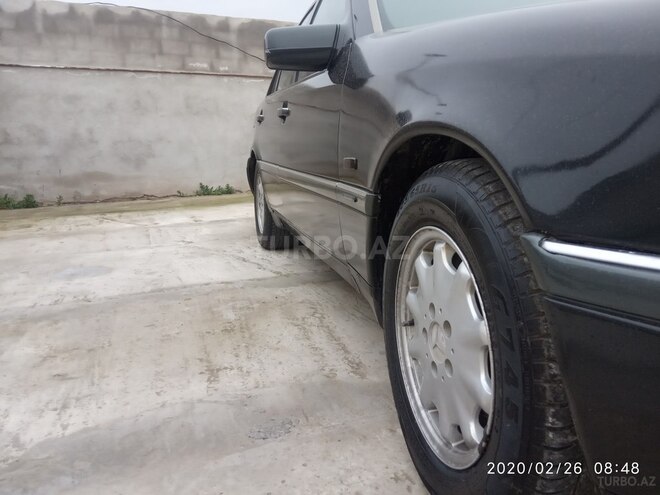Mercedes C 220 1994, 285,345 km - 2.2 l - Beyləqan