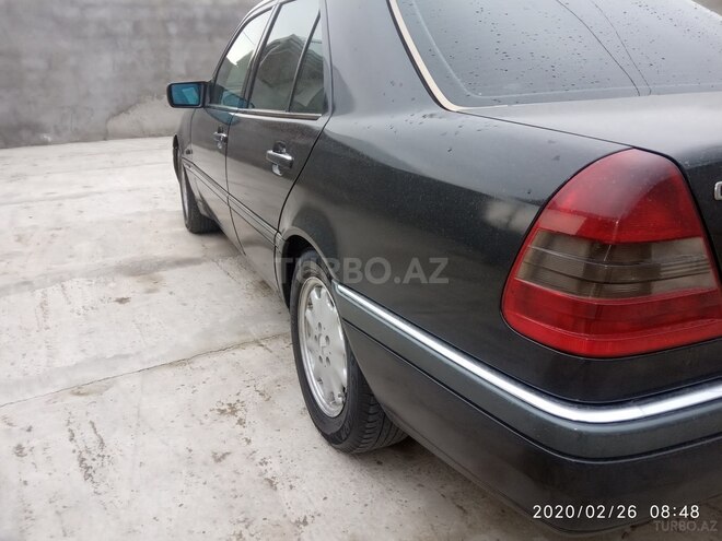 Mercedes C 220 1994, 285,345 km - 2.2 l - Beyləqan