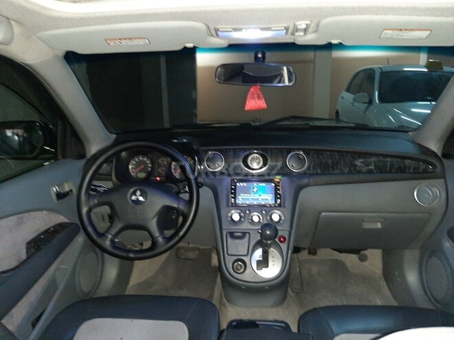 Mitsubishi Airtrek 2001, 218,000 km - 2.4 л - Bakı