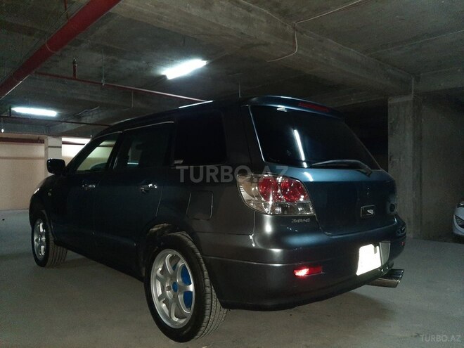 Mitsubishi Airtrek 2001, 218,000 km - 2.4 л - Bakı