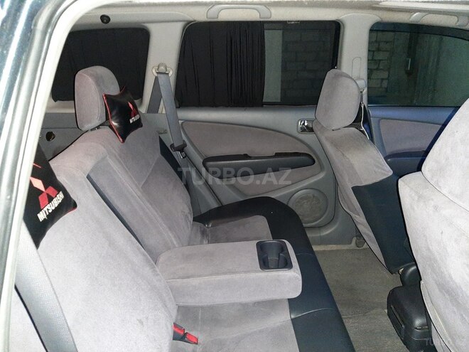 Mitsubishi Airtrek 2001, 218,000 km - 2.4 л - Bakı