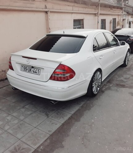 Mercedes E 240 2004, 253,000 km - 2.6 l - Bakı