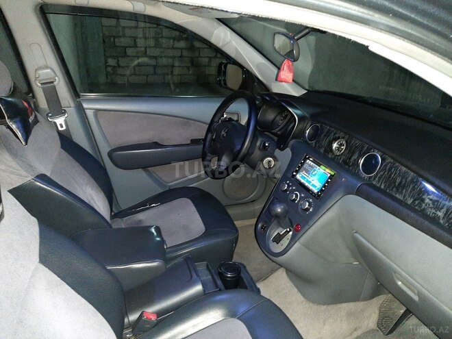 Mitsubishi Airtrek 2001, 218,000 km - 2.4 л - Bakı