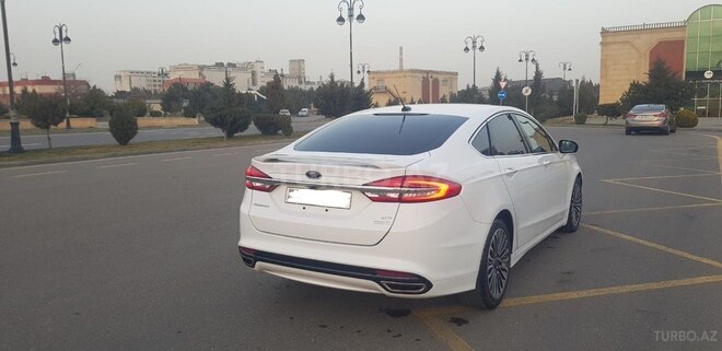 Ford Fusion 2017, 133,000 km - 2.0 l - Bakı