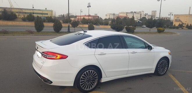Ford Fusion 2017, 133,000 km - 2.0 l - Bakı