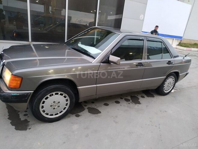 Mercedes 190 1991, 200 km - 1.9 л - Bakı