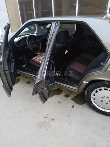 Mercedes 190 1991, 200 km - 1.9 л - Bakı