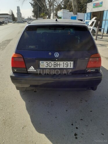 Volkswagen Golf 1996, 300,000 km - 2.0 л - Ağdaş