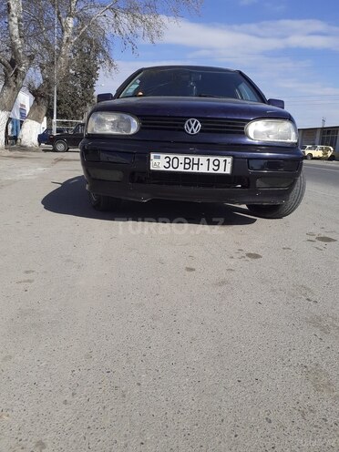 Volkswagen Golf 1996, 300,000 km - 2.0 л - Ağdaş