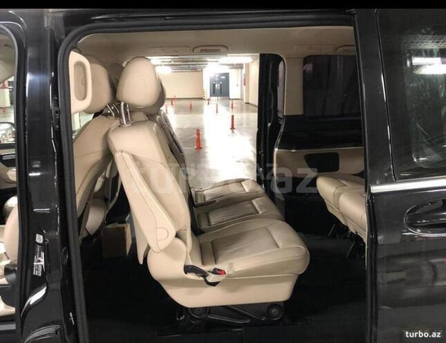Mercedes V 220 2018, 100,000 km - 2.2 l - Bakı