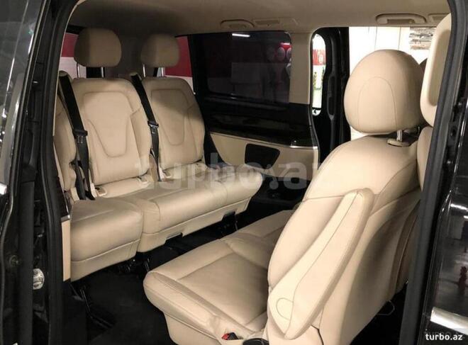Mercedes V 220 2018, 100,000 km - 2.2 l - Bakı
