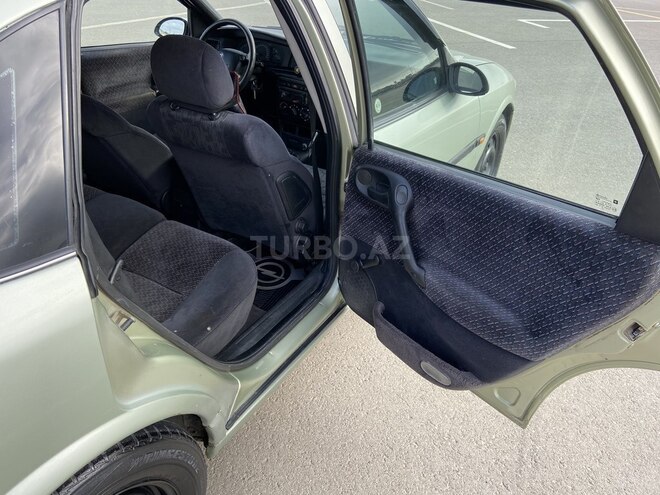 Opel Vectra 1996, 500,300 km - 2.0 l - Bakı