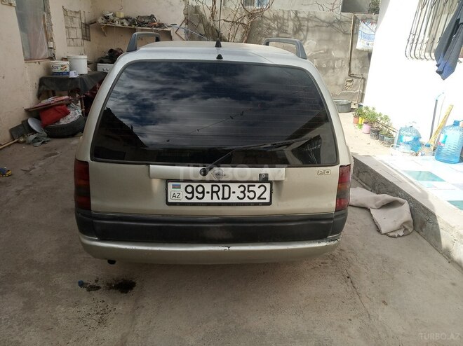 Opel Astra 1995, 449,416 km - 2.0 л - Bakı