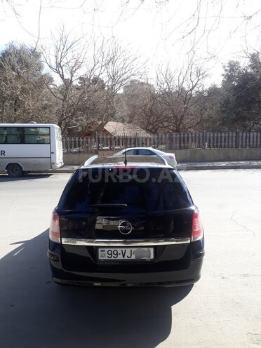 Opel Astra 2010, 116,000 km - 1.4 l - Bakı