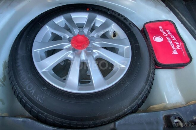 Toyota Corolla 2008, 188,000 km - 1.8 l - Gəncə