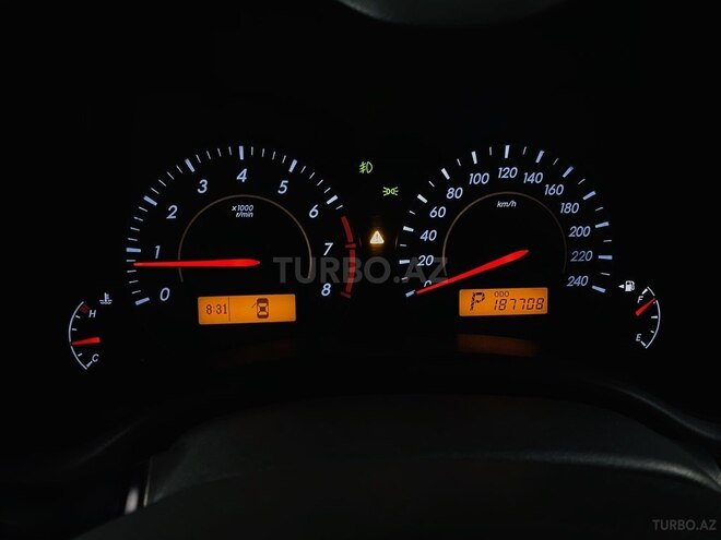 Toyota Corolla 2008, 188,000 km - 1.8 l - Gəncə