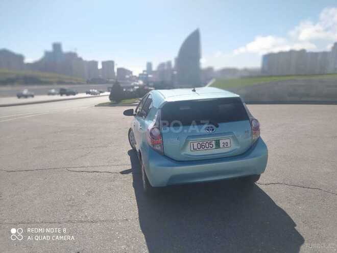 Toyota Prius C 2013, 30,000 km - 1.5 l - Bakı