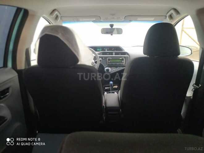 Toyota Prius C 2013, 30,000 km - 1.5 l - Bakı