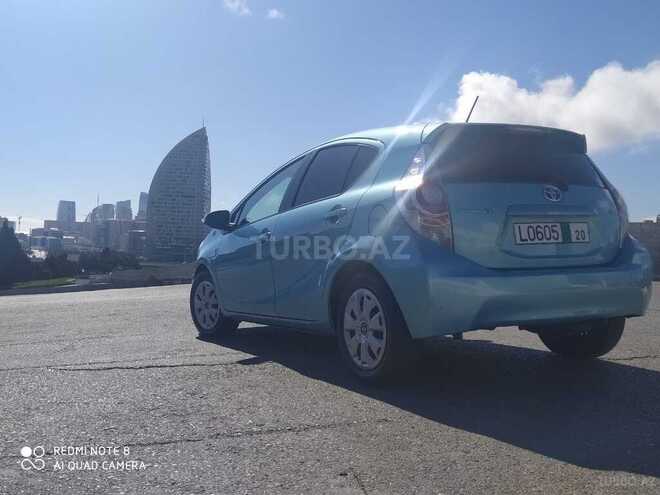 Toyota Prius C 2013, 30,000 km - 1.5 l - Bakı