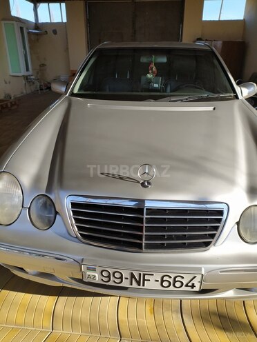 Mercedes E 270 2001, 287,000 km - 2.7 l - Gəncə