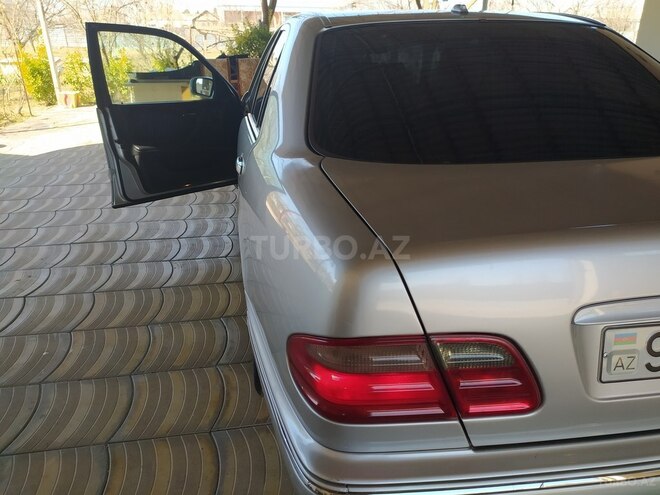 Mercedes E 270 2001, 287,000 km - 2.7 l - Gəncə
