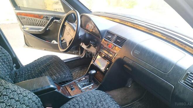 Mercedes C 230 1998, 280,000 km - 2.3 l - Bakı