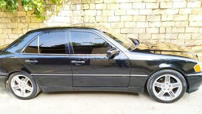 Mercedes C 230 1998, 280,000 km - 2.3 l - Bakı