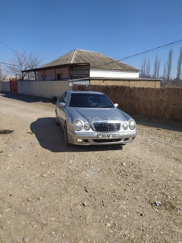 Mercedes E 270 2001, 287,000 km - 2.7 l - Gəncə