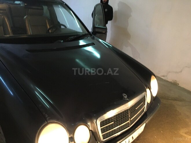 Mercedes E 240 1998, 175,000 km - 2.4 l - Xırdalan