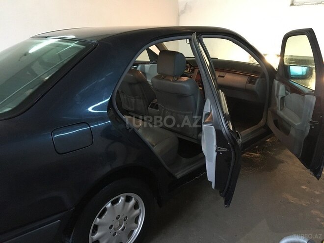 Mercedes E 240 1998, 175,000 km - 2.4 l - Xırdalan
