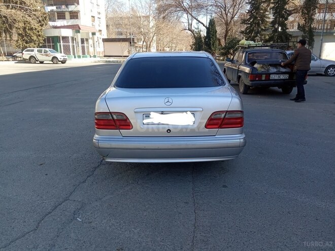 Mercedes E 240 1999, 317,000 km - 2.4 l - Mingəçevir