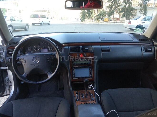 Mercedes E 240 1999, 317,000 km - 2.4 l - Mingəçevir