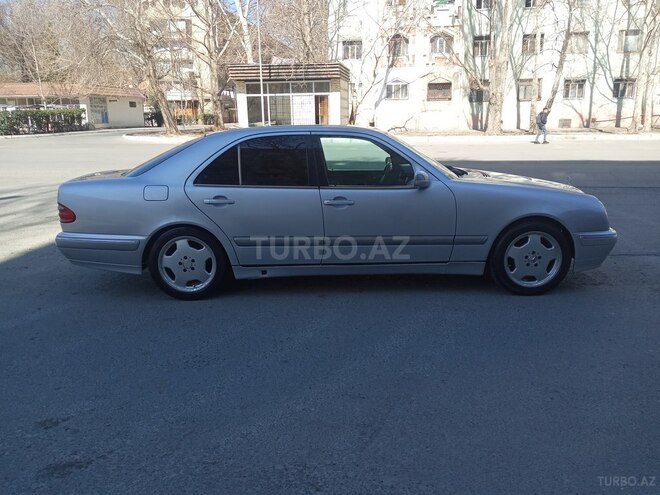 Mercedes E 240 1999, 317,000 km - 2.4 l - Mingəçevir