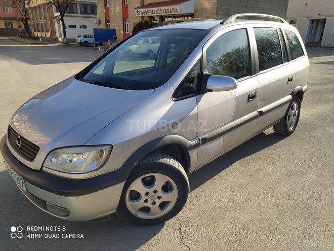 Opel Zafira 2001, 270,000 km - 1.8 l - Qusar