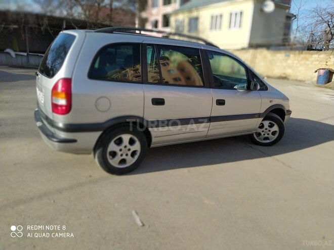 Opel Zafira 2001, 270,000 km - 1.8 l - Qusar