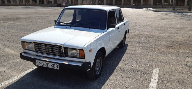LADA (VAZ) 2107 2009, 74,600 km - 1.6 l - Yevlax
