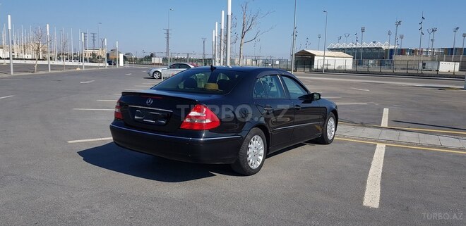 Mercedes E 220 2005, 329,250 km - 2.2 л - Bakı